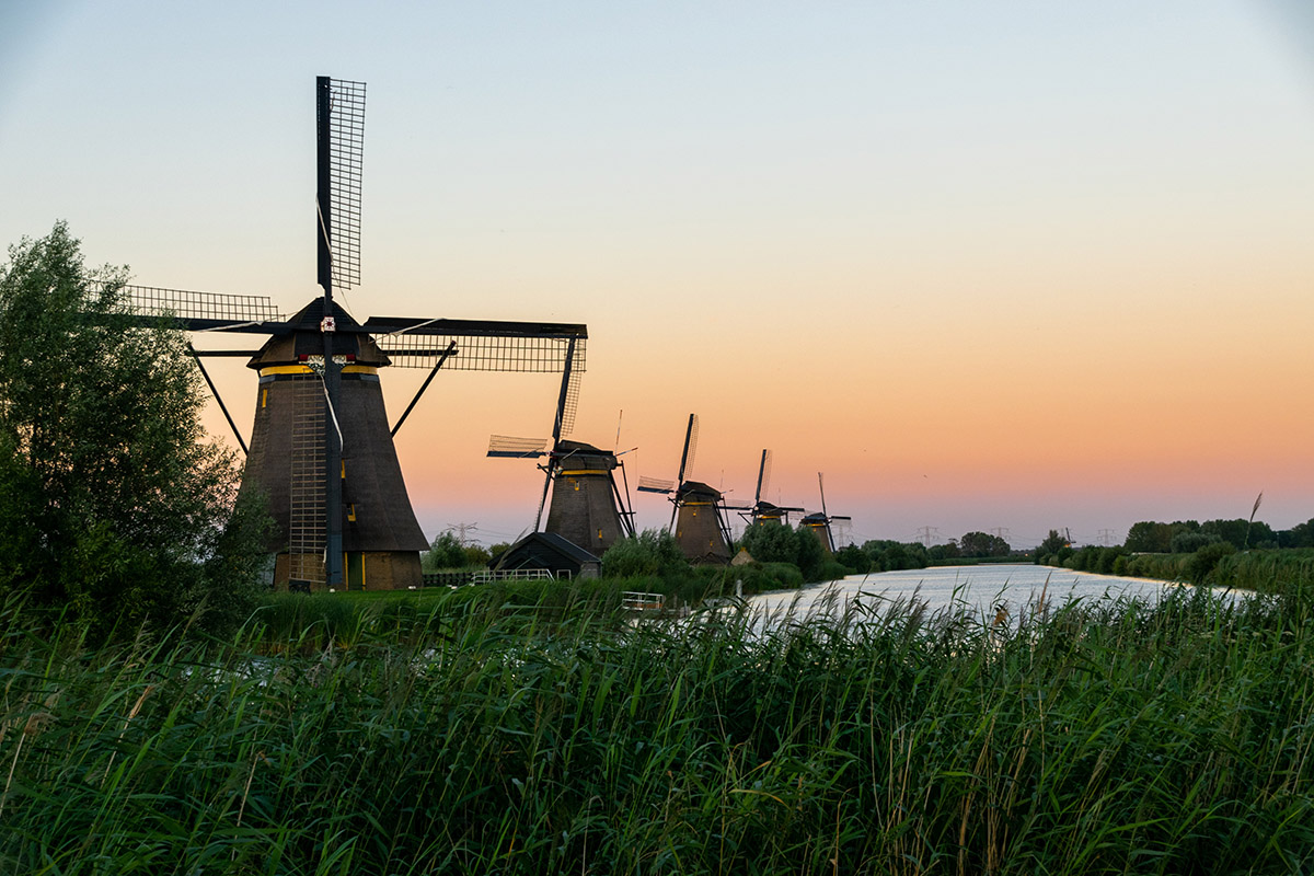 Molen in avondzon