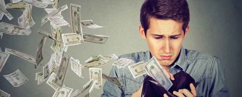 Geld vliegt uit de portemonnee